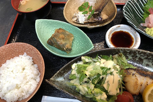 日替わり定食 1,200円(税込)